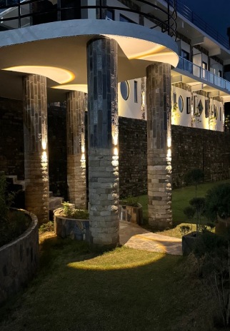 pure veg hotel in almora