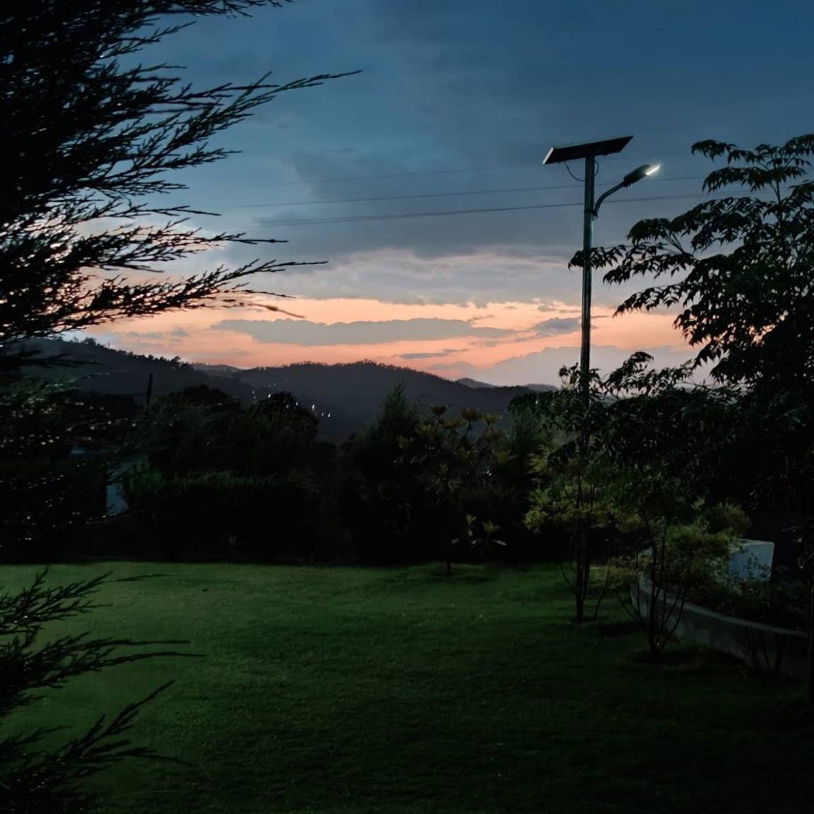 hotel in almora with himalayan view