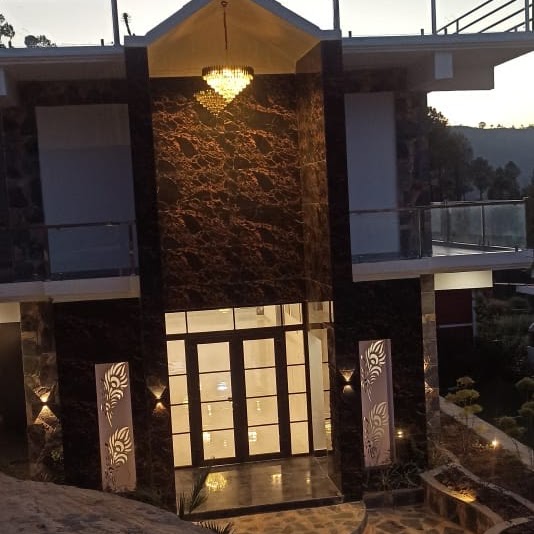 hotel in almora with himalayan view